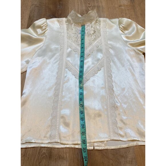Vintage Gunne Sax Victorian Ivory Lace Back Button-Up Blouse With High Collar 11 - Picture 9 of 10
